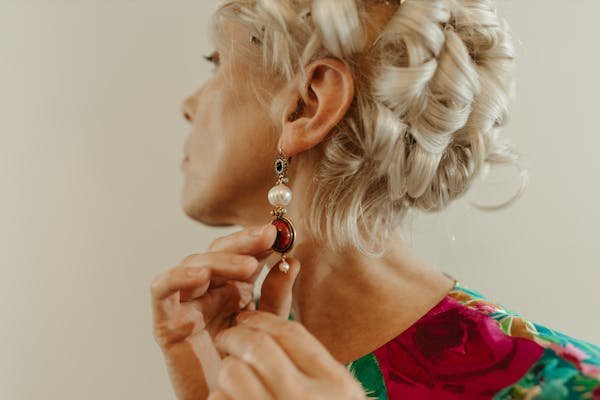Trouvez les meilleures boucles d'oreilles stylées à prix réduit